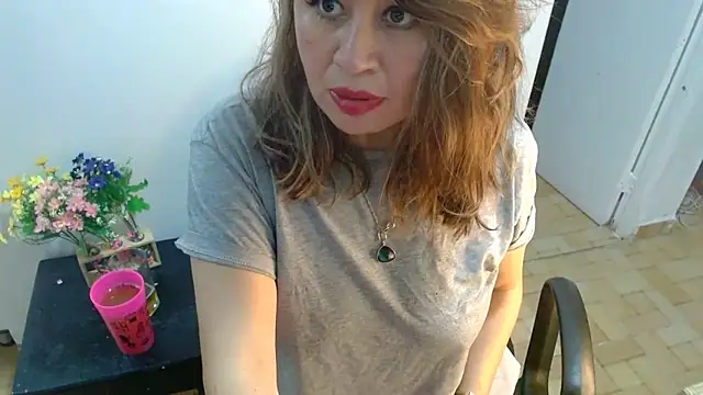 isabellacen online show from 7, 3, 2025