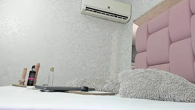  Molly rosse  online show from 6, 3, 2025