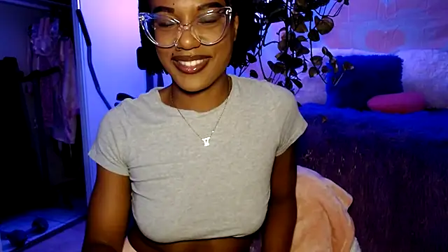 Snapshot of CocoSage chatting on 15, 7, 2026 CocoSage online show from 15, 7, 2026