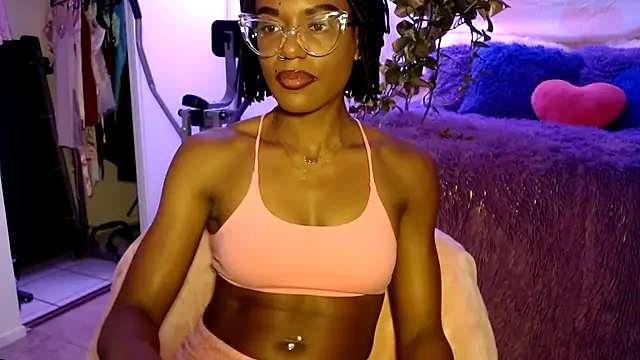 Snapshot of CocoSage chatting on 17, 6, 2026 CocoSage online show from 17, 6, 2026