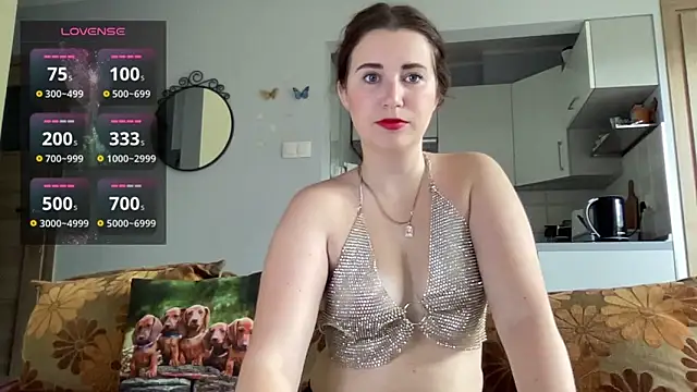 Teylor Love online show from 18, 9, 2025