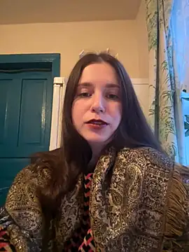 Teylor Love online show from 23, 4, 2026