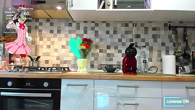 Snapshot of EveEvian chatting on 15, 10, 2025 EveEvian online show from 15, 10, 2025