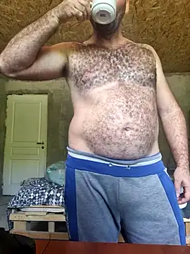 Snapshot of florin421 chatting on 23, 5, 2026 florin421 online show from 23, 5, 2026