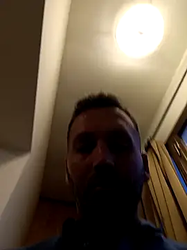 Snapshot of florin421 chatting on 30, 3, 2026 florin421 online show from 30, 3, 2026