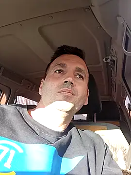 Snapshot of florin421 chatting on 24, 3, 2026 florin421 online show from 24, 3, 2026