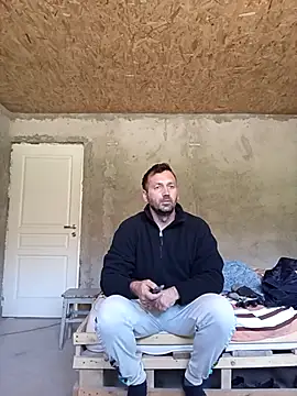 Snapshot of florin421 chatting on 19, 4, 2026 florin421 online show from 19, 4, 2026