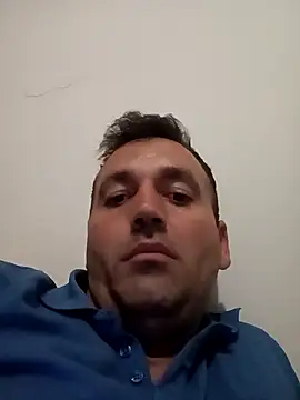 Snapshot of florin421 chatting on 24, 3, 2026 florin421 online show from 24, 3, 2026