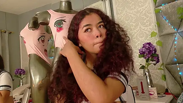 Snapshot of Angela_lovee chatting on 27, 9, 2025 Angela lovee online show from 27, 9, 2025