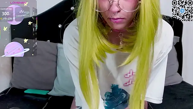 nonawhitemm online show from 19, 10, 2025