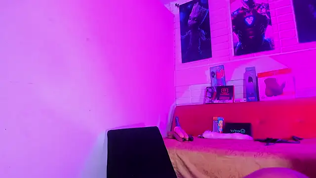 Alahia Rodriguez online show from 21, 3, 2025