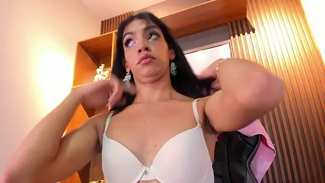 Alahia Rodriguez online show from 8, 1, 2026