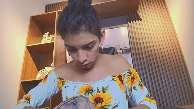 Alahia Rodriguez online show from 12, 3, 2026