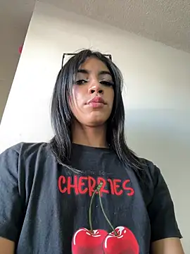 Alahia Rodriguez online show from 24, 10, 2025