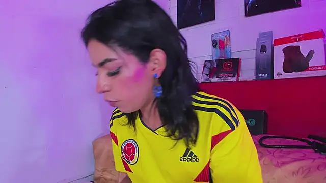 Alahia Rodriguez online show from 21, 3, 2025