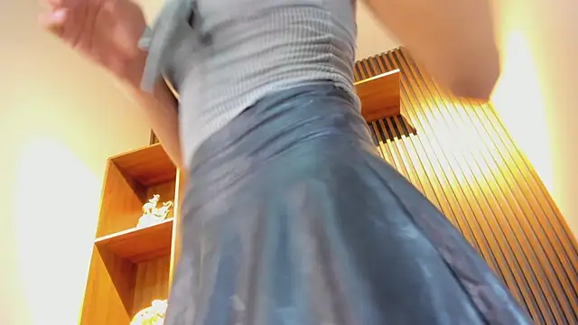 Alahia Rodriguez online show from 11, 1, 2026