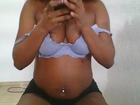 Snapshot of Estrela55 chatting on 18, 3, 2026 Estrela55 online show from 18, 3, 2026