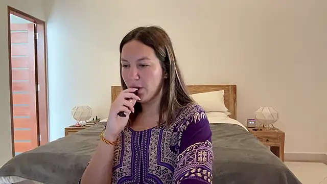 Nelly Fischer online show from 23, 9, 2025