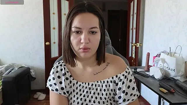 Nelly Fischer online show from 23, 3, 2025