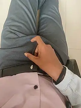 Snapshot of samlord261 chatting on 10, 9, 2025 samlord261 online show from 10, 9, 2025