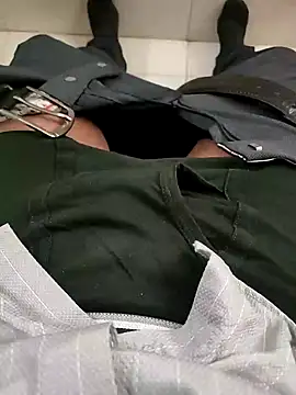 Snapshot of samlord261 chatting on 23, 12, 2024 samlord261 online show from 23, 12, 2024