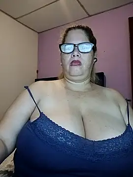 EllisW8 online show from 10, 5, 2026