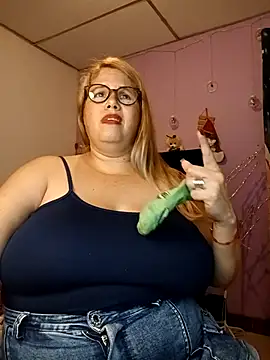 EllisW8 online show from 14, 12, 2025