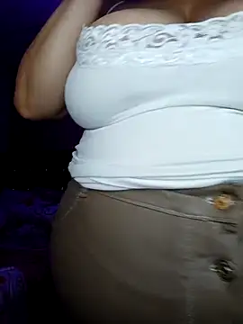 EllisW8 online show from 9, 10, 2025