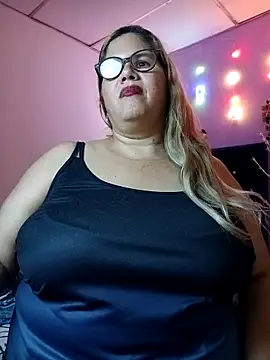 EllisW8 online show from 5, 11, 2025