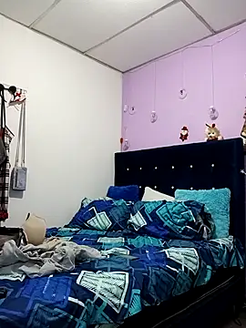 EllisW8 online show from 17, 11, 2025