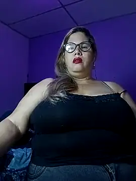 EllisW8 online show from 5, 11, 2025