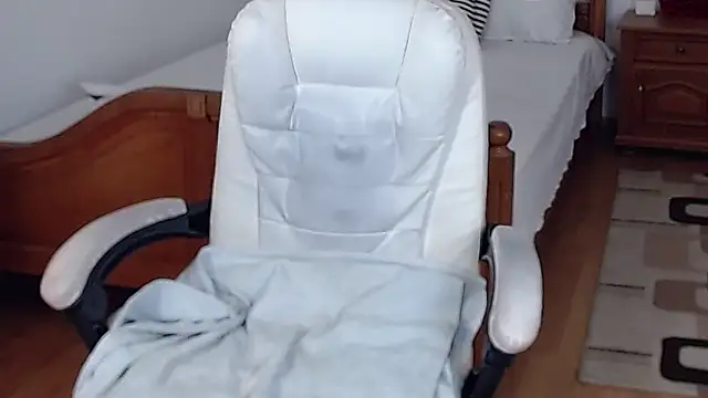 evamaria2024 online show from 6, 3, 2025