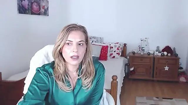 evamaria2024 online show from 23, 12, 2024