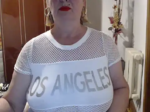 Secretfox online show from 26, 9, 2025