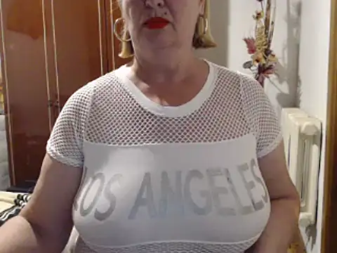 Secretfox online show from 28, 9, 2025