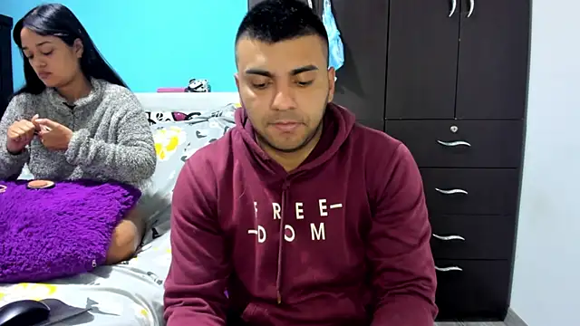 2ScarletandRyan8 online show from 11, 11, 2025