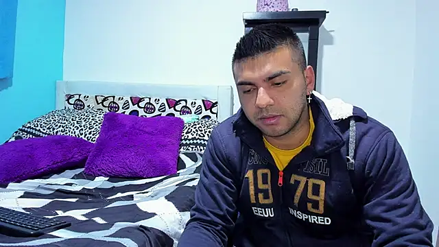 2ScarletandRyan8 online show from 20, 3, 2025