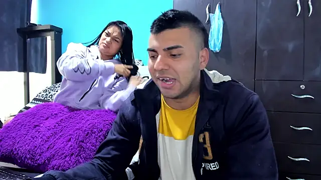 2ScarletandRyan8 online show from 1, 10, 2025