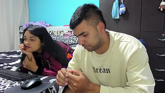 2ScarletandRyan8 online show from 6, 3, 2026