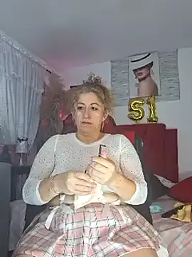 evelin hott online show from 12, 3, 2025