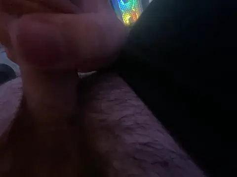 HardlyaBrigade online show from 15, 7, 2026