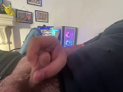 HardlyaBrigade online show from 27, 5, 2026