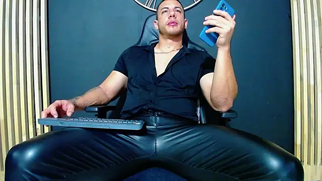 Maxxxpowerful online show from 6, 3, 2025