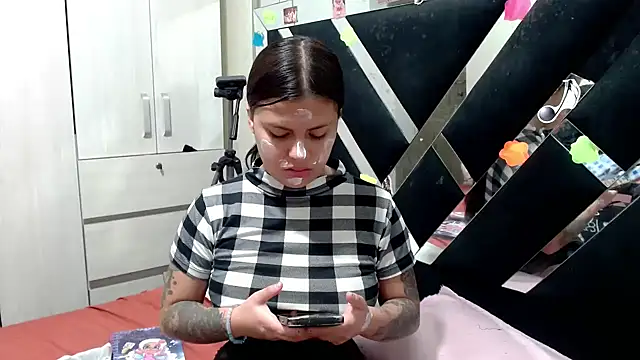 Snapshot of katery_wok11 chatting on 24, 6, 2026 katery wok11 online show from 24, 6, 2026