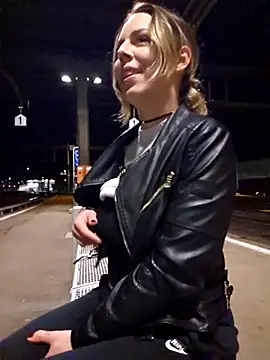 Mia Railey online show from 18, 3, 2025