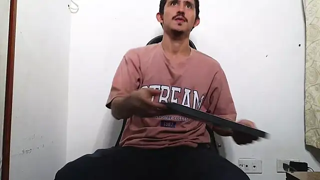 HomeAloneK online show from 17, 2, 2026