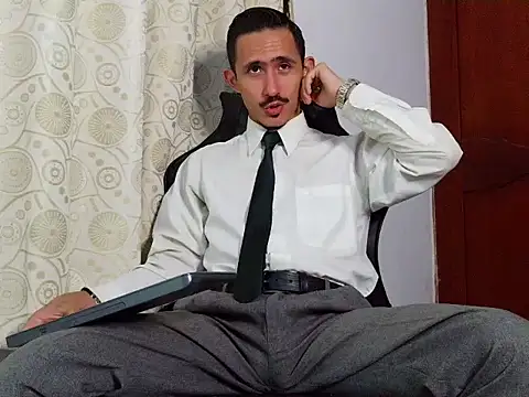 HomeAloneK online show from 12, 5, 2026