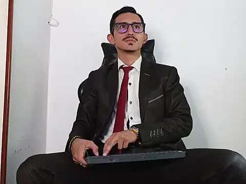 HomeAloneK online show from 5, 1, 2026