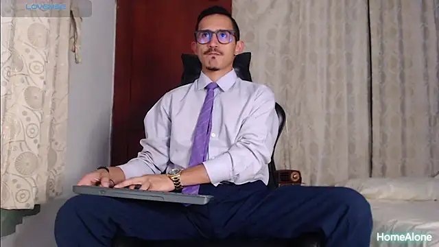 HomeAloneK online show from 26, 9, 2025