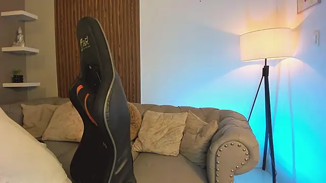 liam collins21 online show from 4, 3, 2026